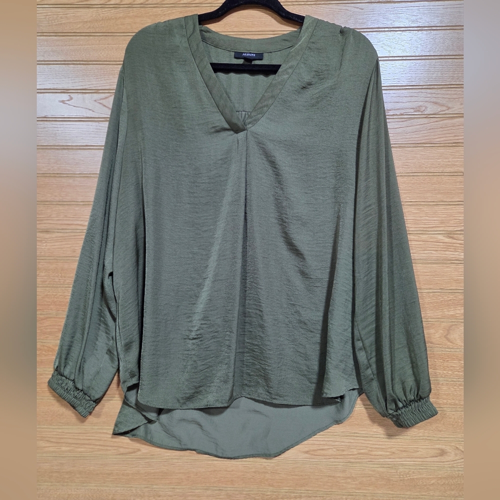 Alfani XL Olive Green Satin Look V-Neck Long Sleeve Blouse - Picture 2 of 6